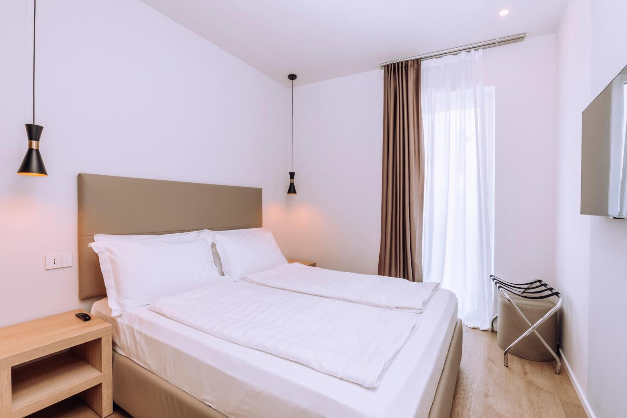 Ah Porticcioli Boutique 4*
