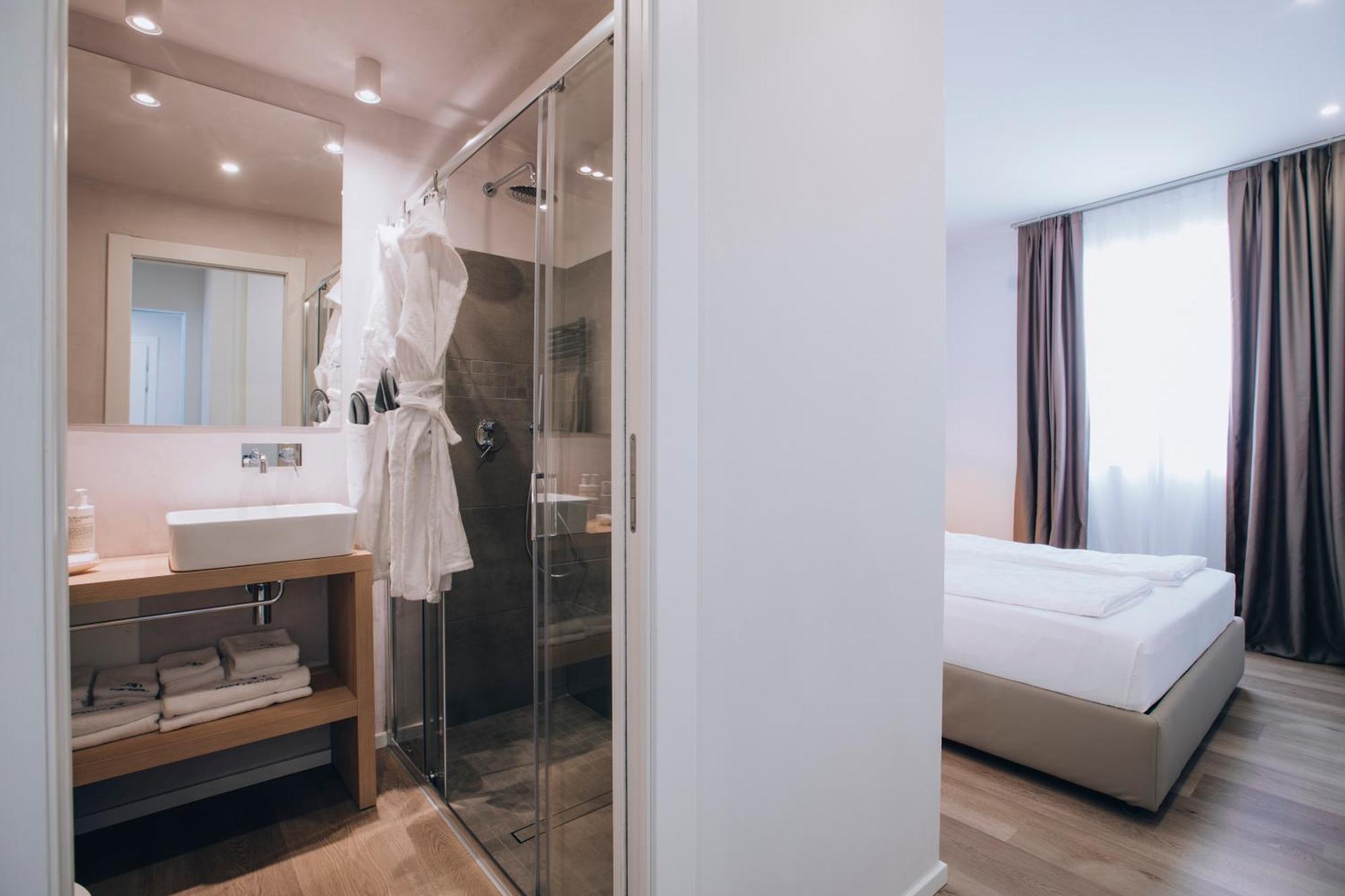 Ah Porticcioli Boutique Hotel 4*