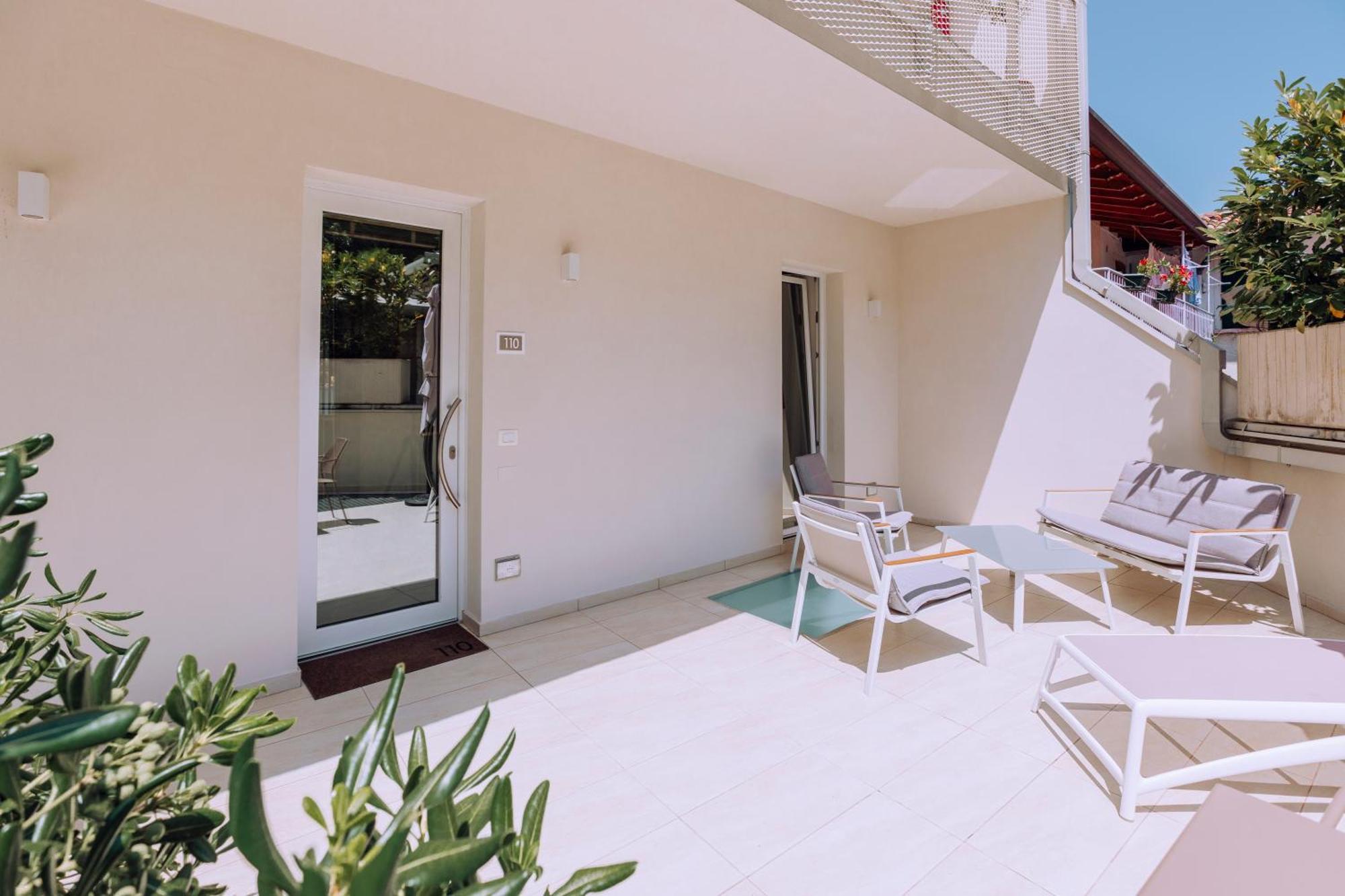 Ah Porticcioli Boutique Hotel